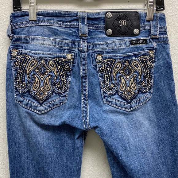 Miss Me Mid Rise Bootcut jeans size 27 - Picture 3 of 8